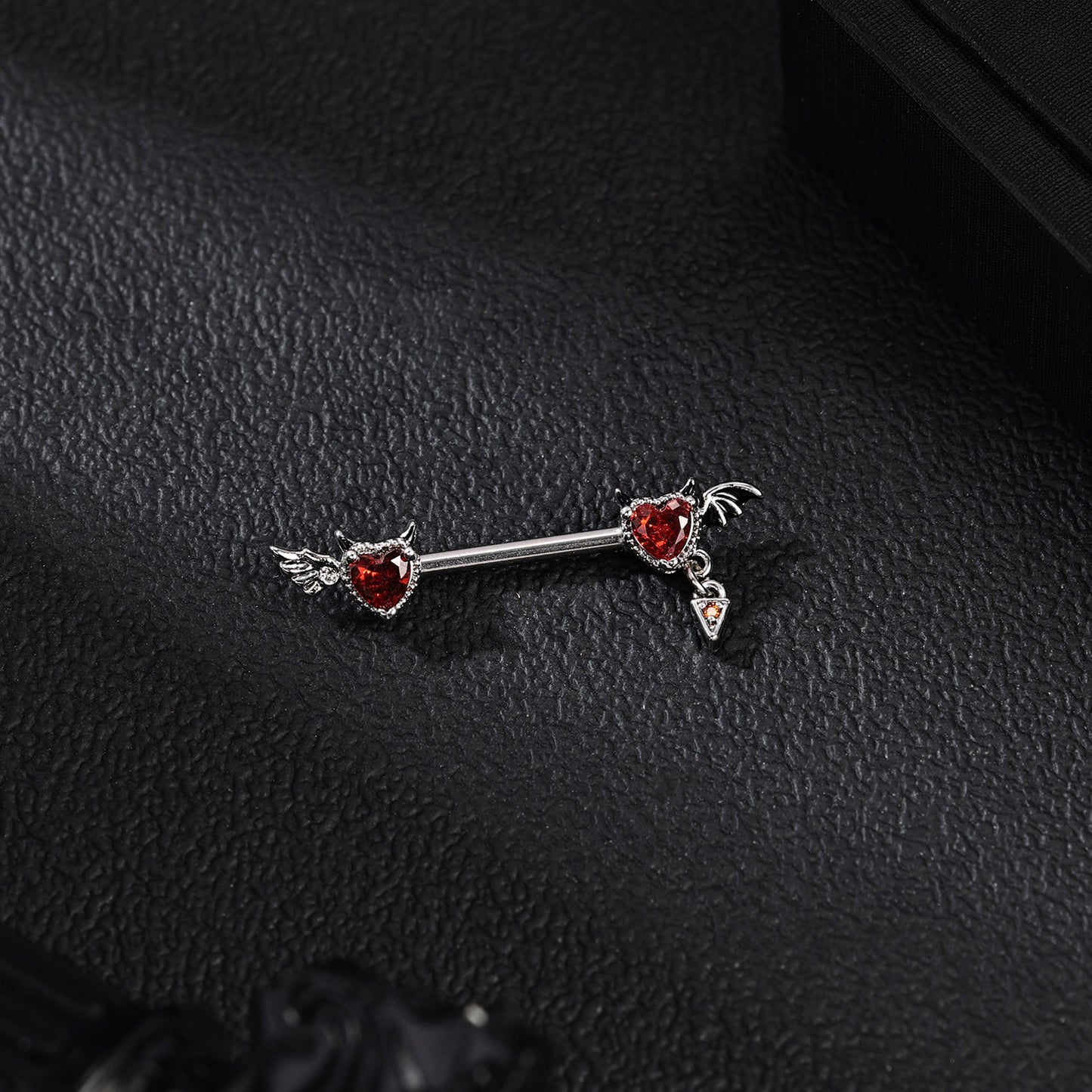 2Pcs 14G Devil Wings Nipple Rings Red Zircon Nipple Piercing Barbell Jewelry