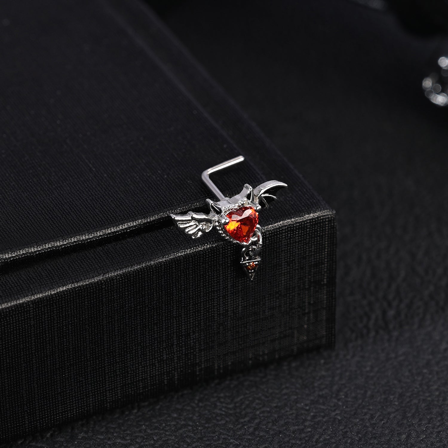 20G Devil Wings Nose Studs Piercing L Shape Nose Rings Red Zirconia Nostril Piercing