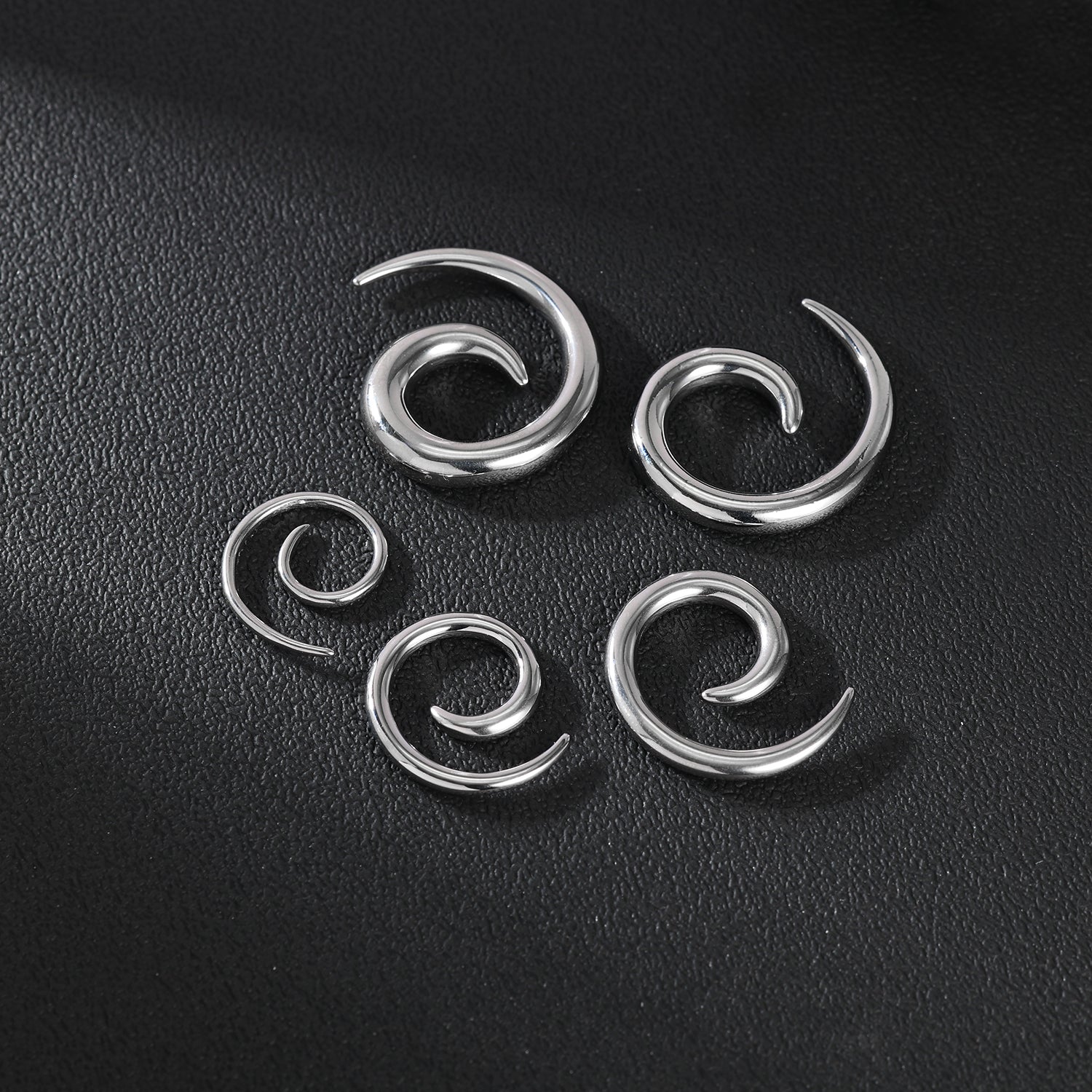 1 Pc 2.5-6mm Snail Ear Plugs Stretching Earring Spiral Ear Piercing Jewelry
