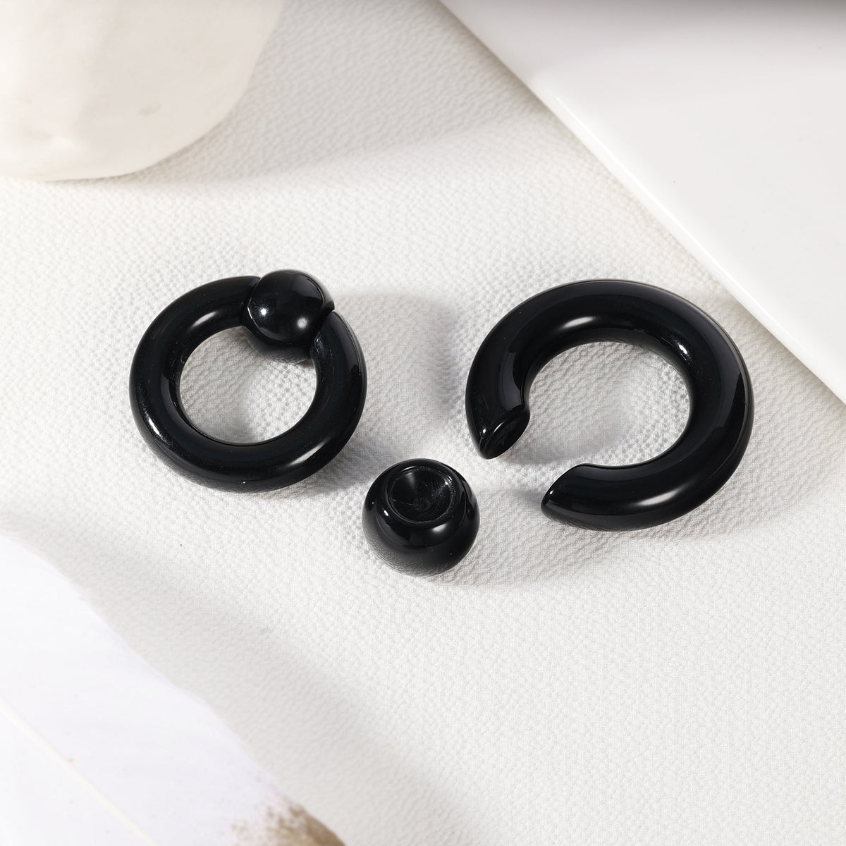 Pair of Steel Captive Bead Ring CBR Earrings 12,10,8,6 Gauge Pair of Steel Captive Bead Ring CBR Earrings 12,10,8,6 Gauge