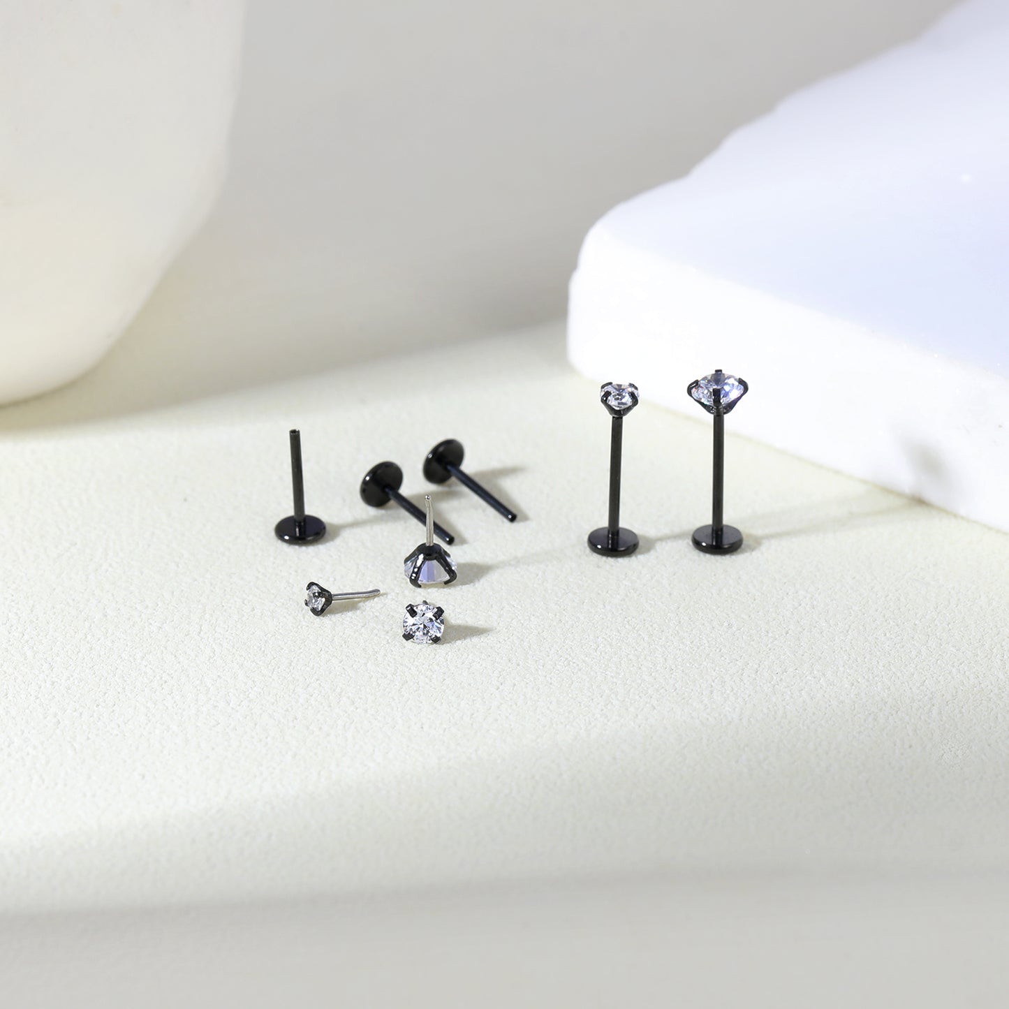 16g/18g Shiny Zircon Labret Ring Threadless Labret Studs Monroe Medusa Piercing