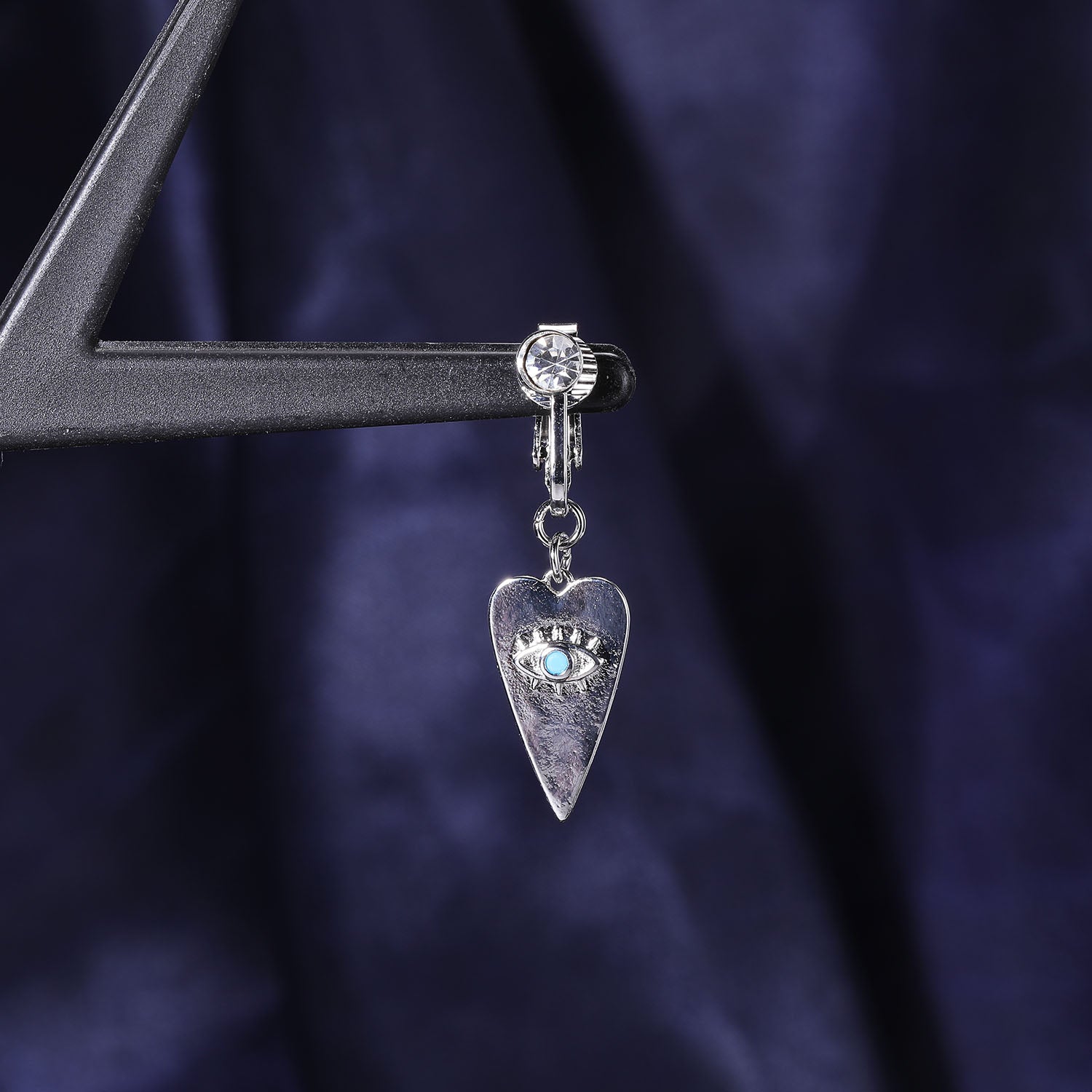 Fake Heart Demon Eye Dangle Belly Navel Clip Crystal Belly Button Ring