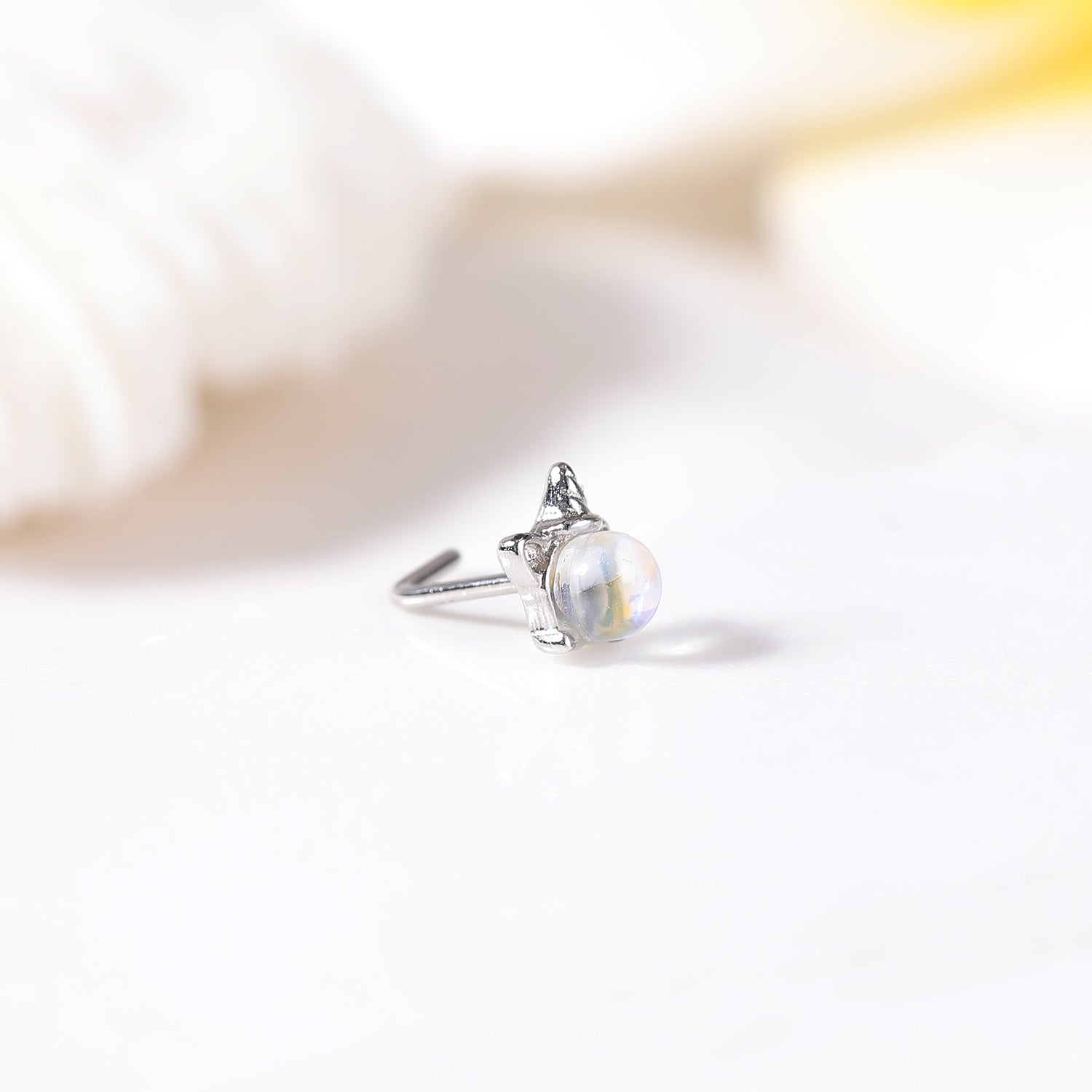 Unicorn nose store stud