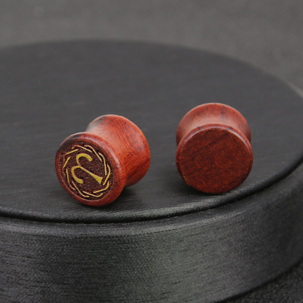 1-Pair-8-18mm-Reddish-Brown-Aries-Ear-Stretchers-Carved-Solid-Wood-Expander-Ear-Gauges-Piercings