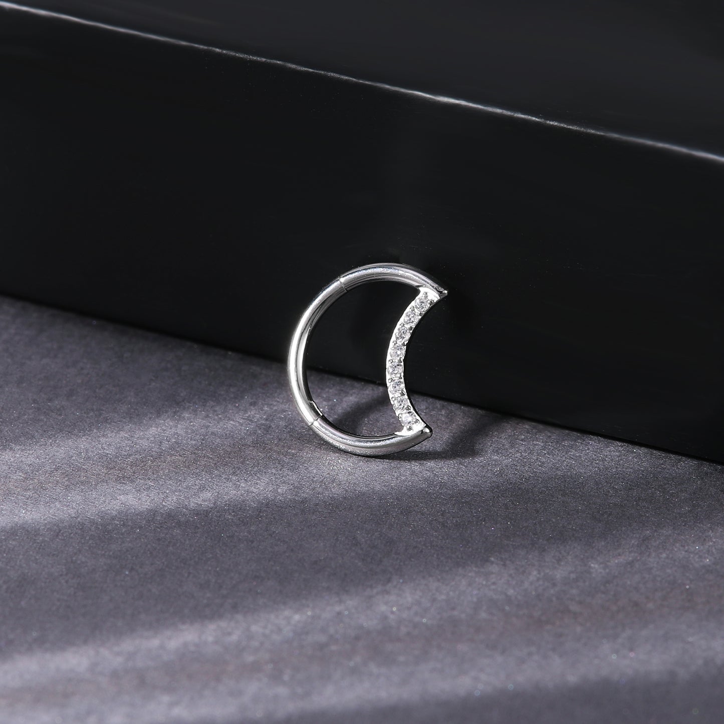 16g-g23-titanium-moon-septum-clicker-ring-crystal-conch-helix-cartilage-piercing